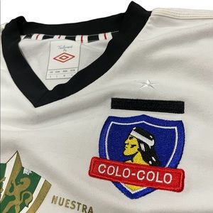 Colo-colo umbro jersey size large